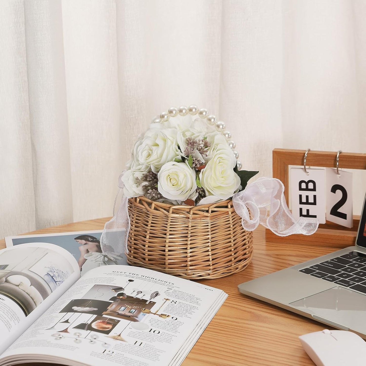 Wicker Rattan Flower Girl Basket Rustic Wedding Flower Girl Basket with Pearl Handle Small Flower Basket for Flower Girl Fairy Wedding Basket Handwoven Easter Baskets for Boys Girls Wedding (1 Pcs)