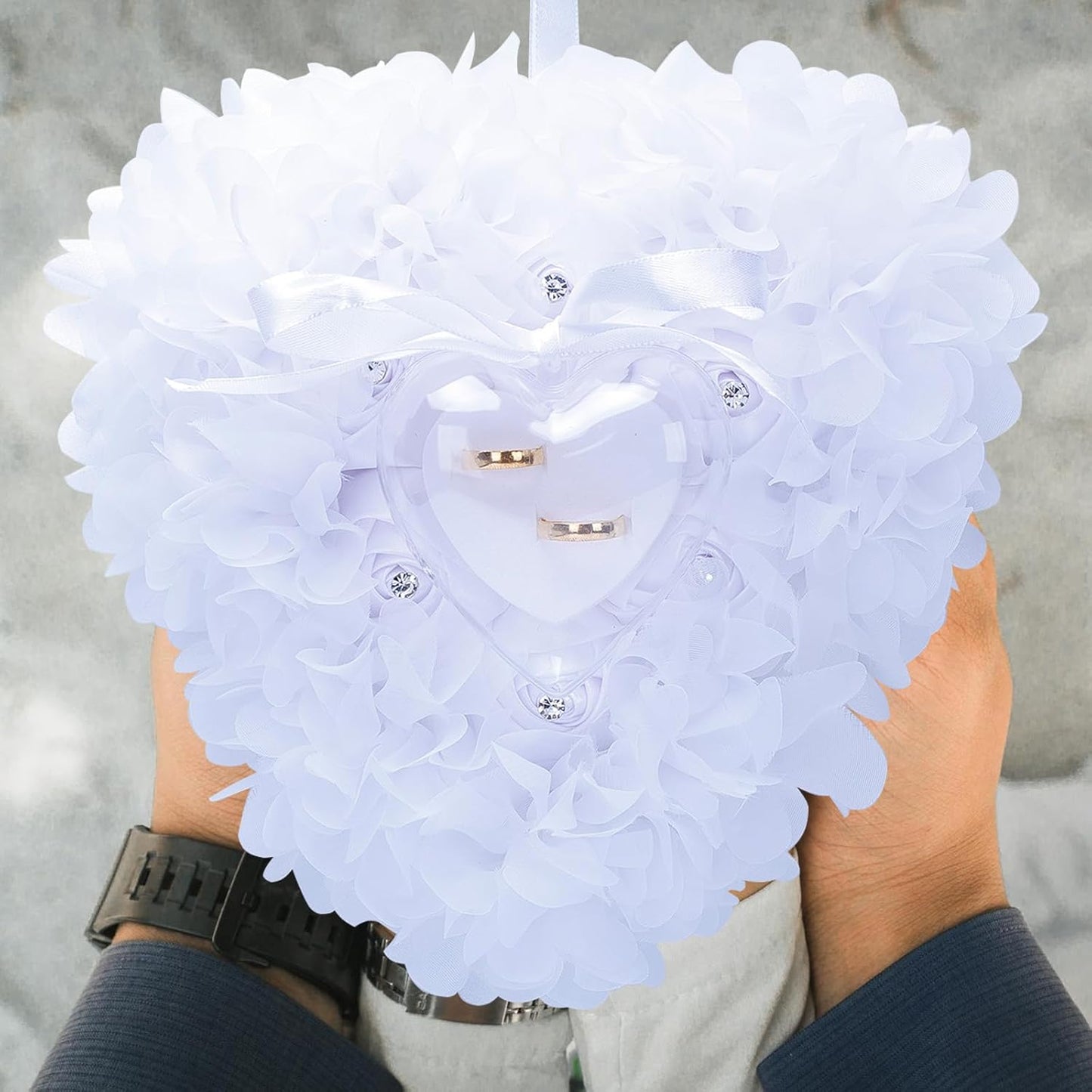 Ring Pillow is Designed with White Roses, Mozambique Diamond and Flowers. It is A Ring Bearer That Comes with A Gift Box. It is Suitable for Weddings and Ring Collections (Diamond White)